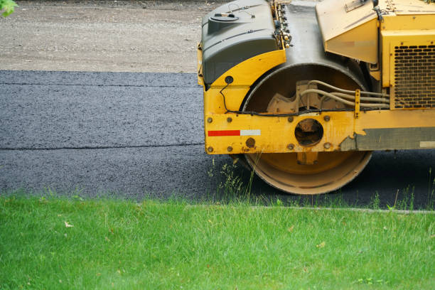Best Decorative Driveway Pavers  in Osawatomie, KS